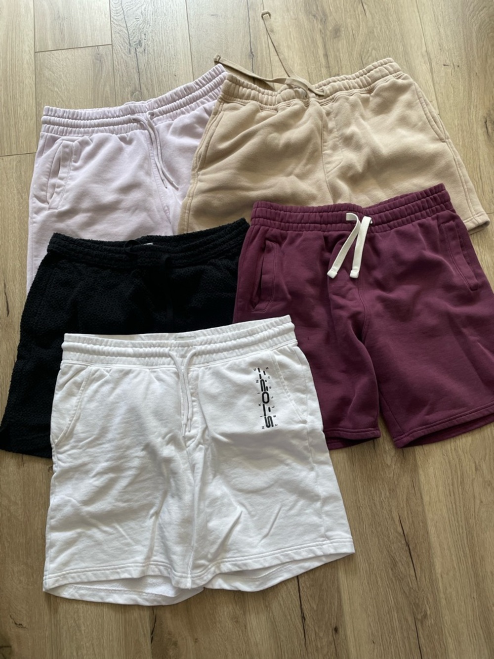 Bundle lot five sweat shorts all M H&M x3, forever 21, goodfellow